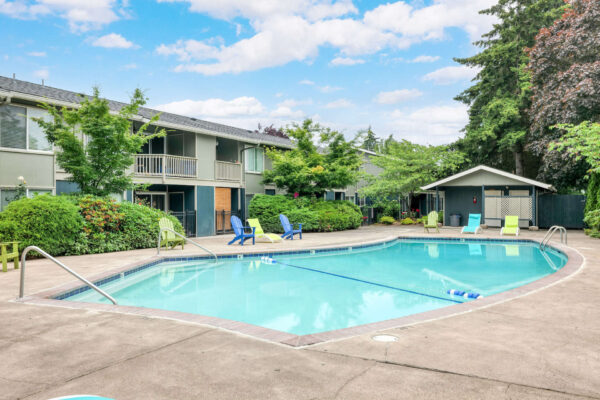 Centennial_Apts_AmPh01